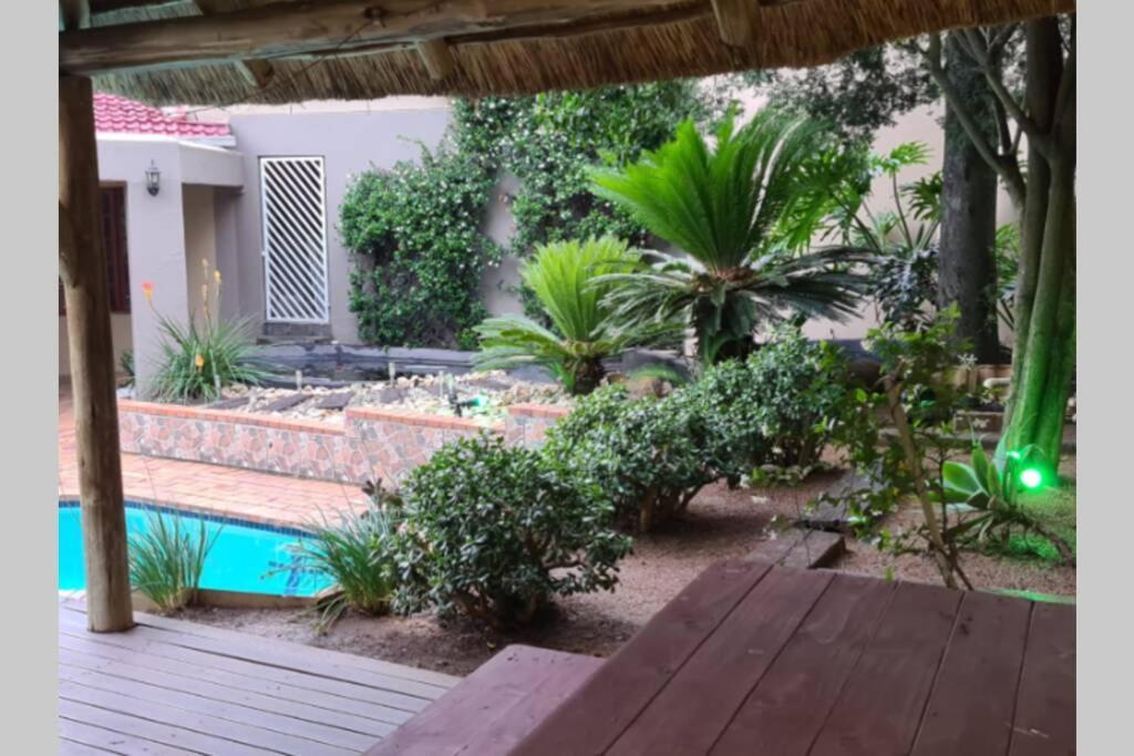 Cozy Cabin Midrand Ngoại thất bức ảnh