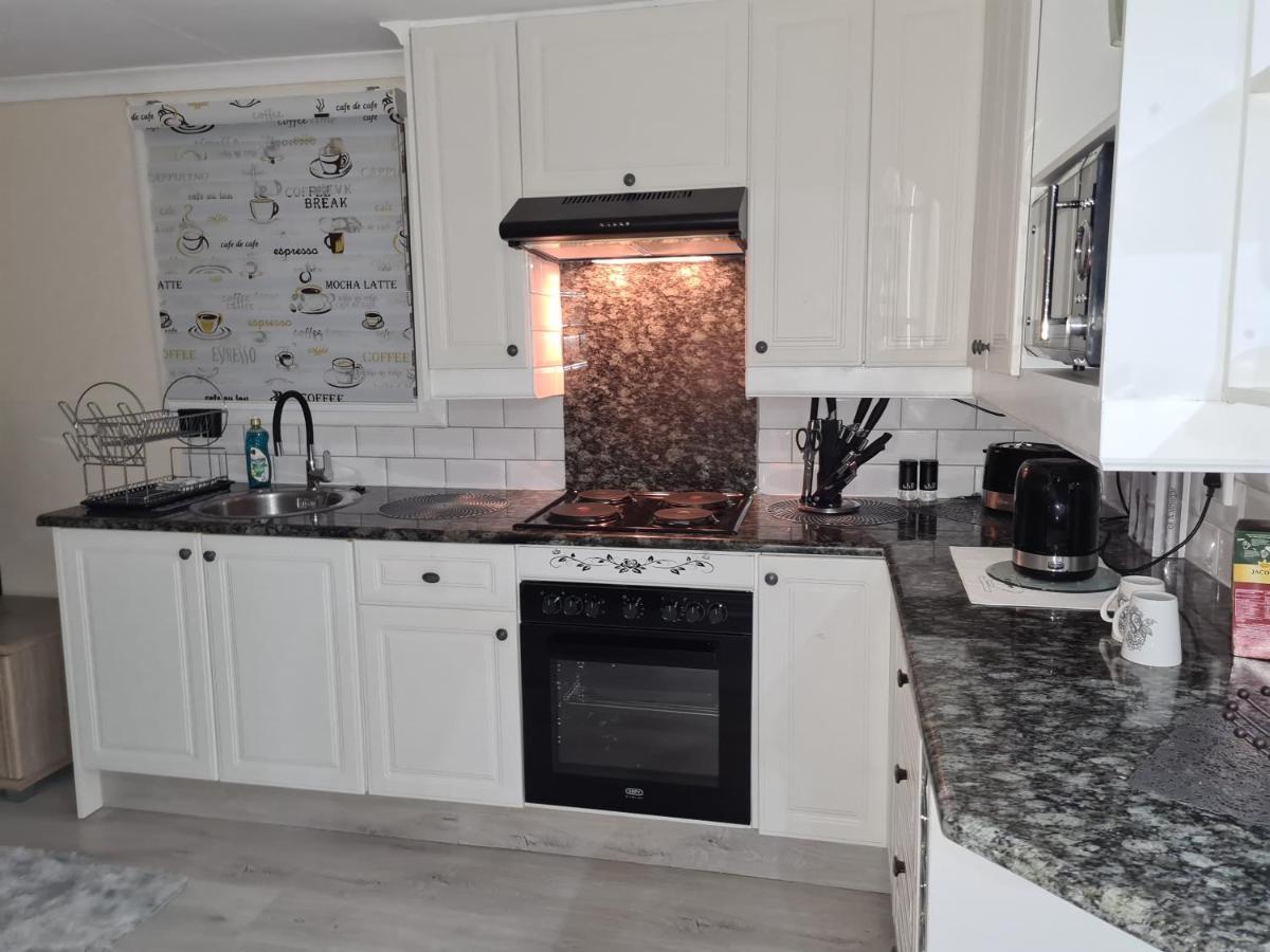 Cozy Cabin Midrand Ngoại thất bức ảnh