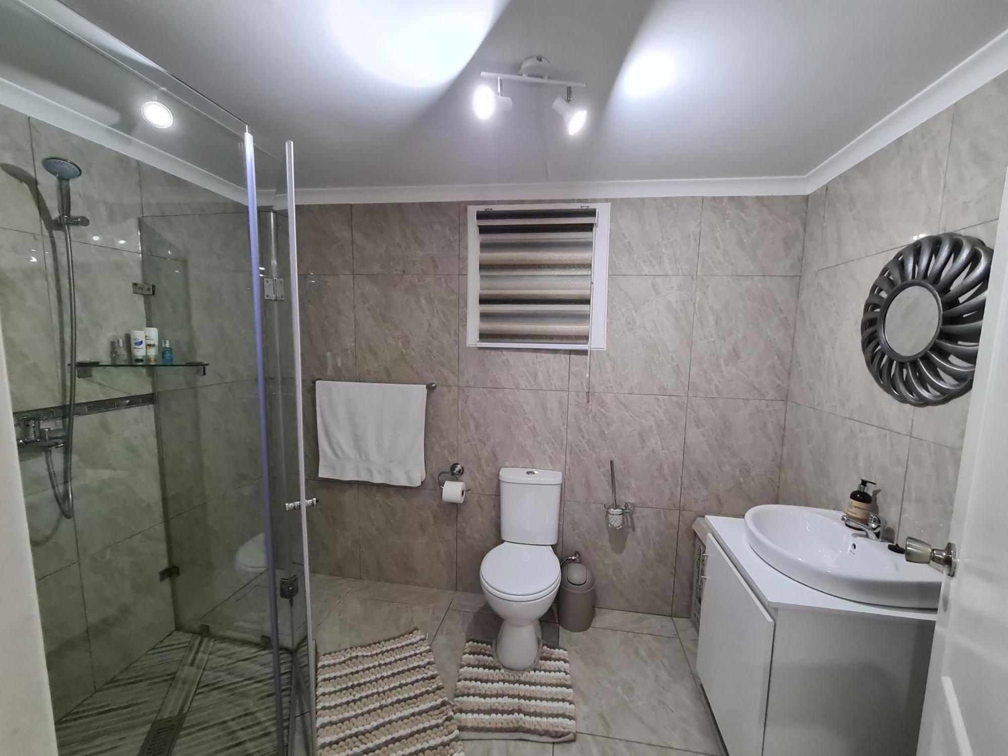 Cozy Cabin Midrand Phòng bức ảnh